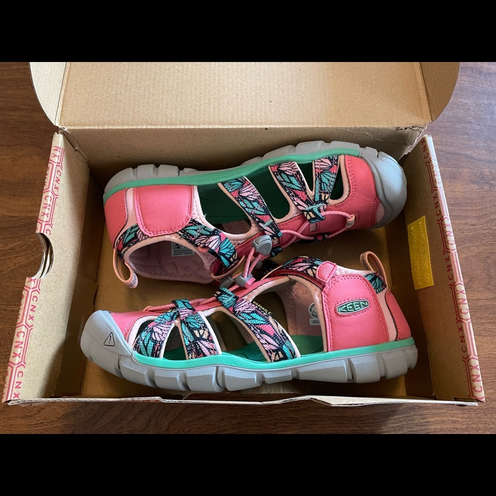 NWT KEEN Seacamp II CNX Sandals - Children’s Size 5